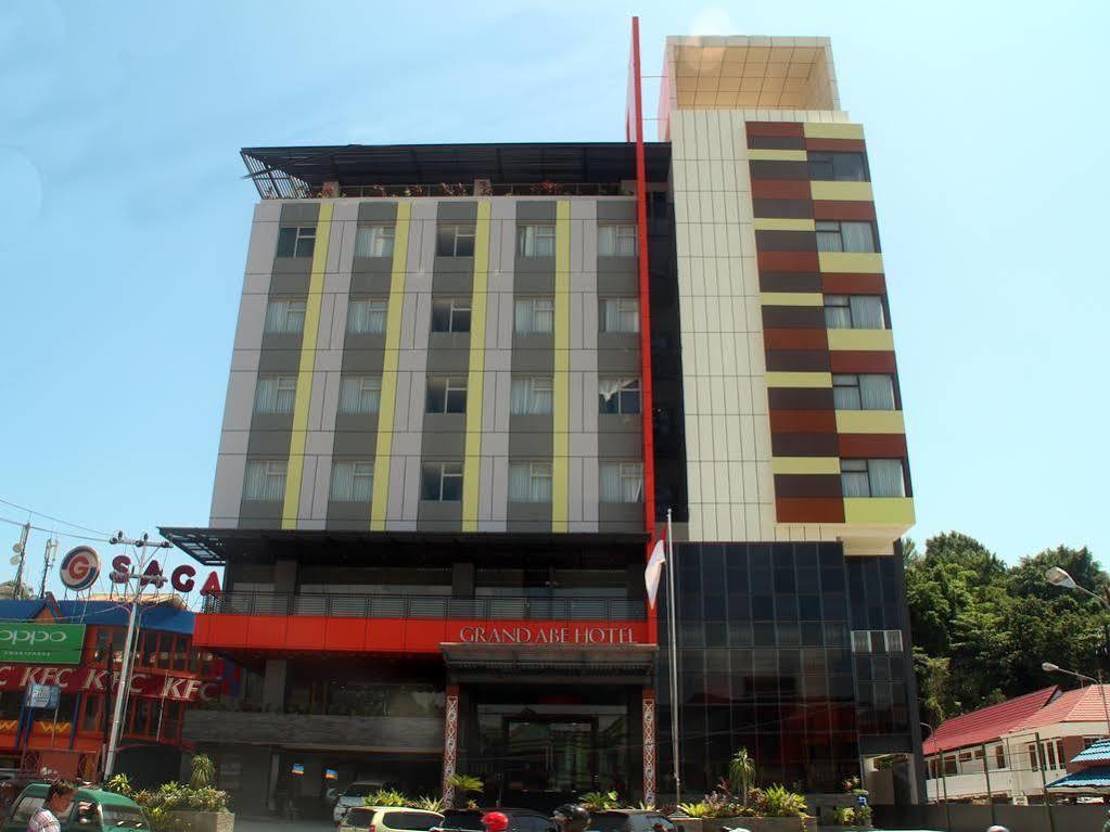 Grand Abe Hotel Jayapura Exterior photo
